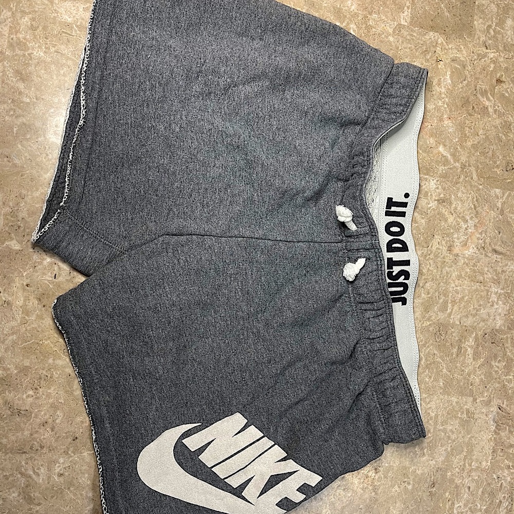 Nike woman’s sweat-shorts